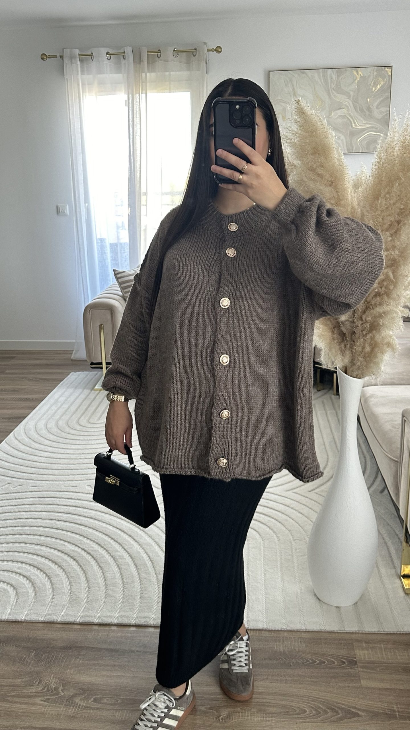 Pull cardigan à bouton doré | taupe