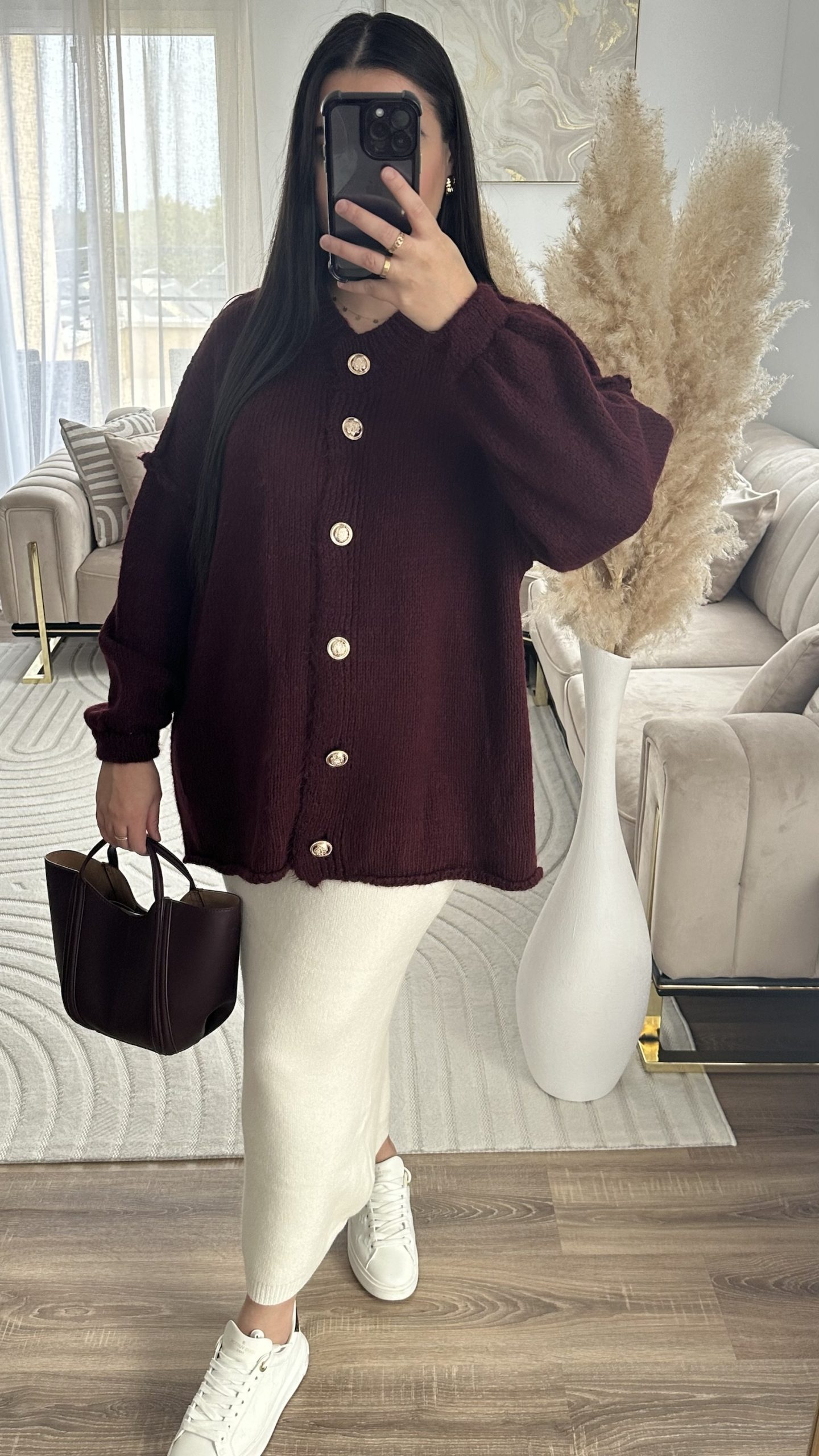 Pull cardigan à bouton dorée | bordeaux